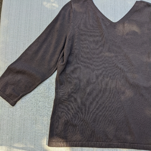 Ann Taylor double V-neck lightweight brown sweater - Picture 7 of 11